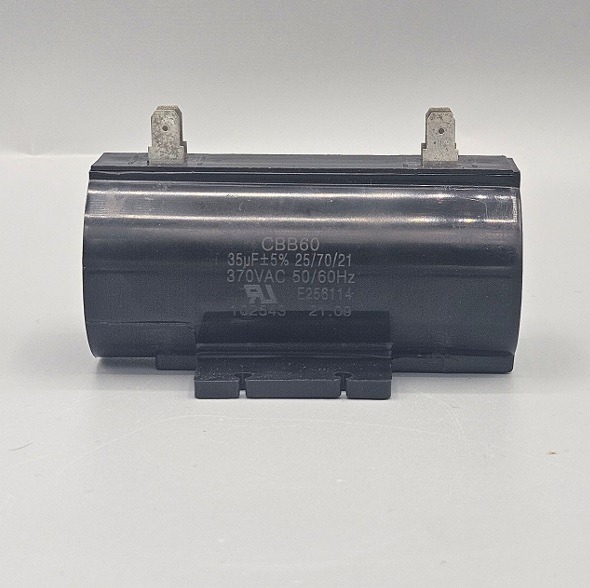 Capacitor, 35 MFD 370V